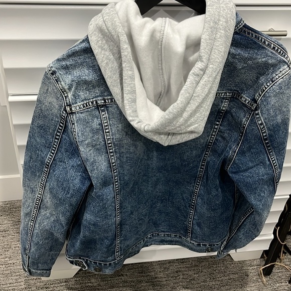 Hooded denim jacket - Picture 4 of 5